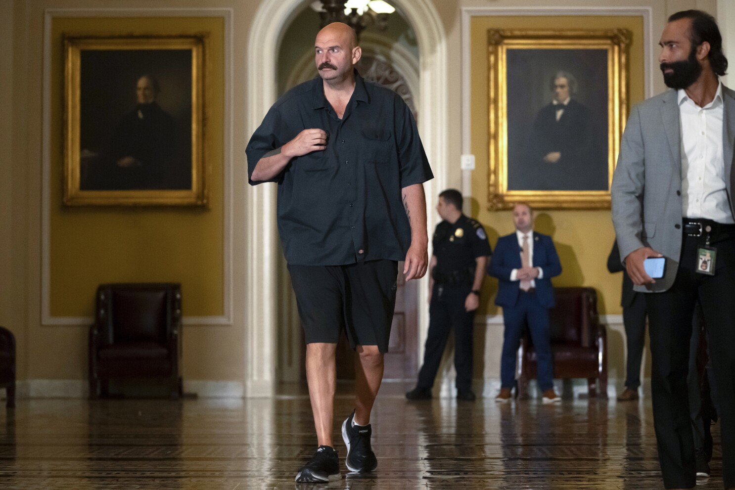 Senators nix casual clothing as bipartisan resolution sets new dress code  for Senate floor | Inside Politic