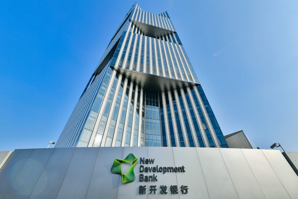 Moahloli appointed director-general at national Development Bank ...