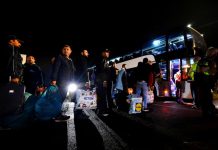 EU paves way to allow migrant deportations to centres outside bloc
