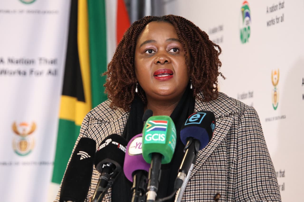 Illicit miners face proposed R100m fines, 30 years in jail - Inside Politics